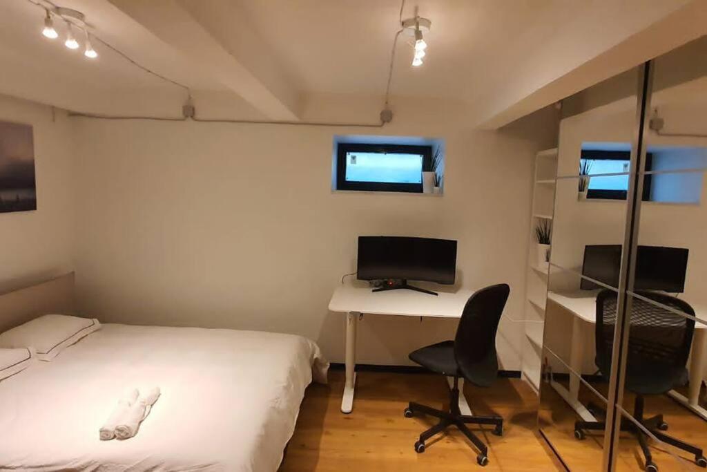 Dana-Entire Apartment Very Quiet And Central 2 Талин Екстериор снимка