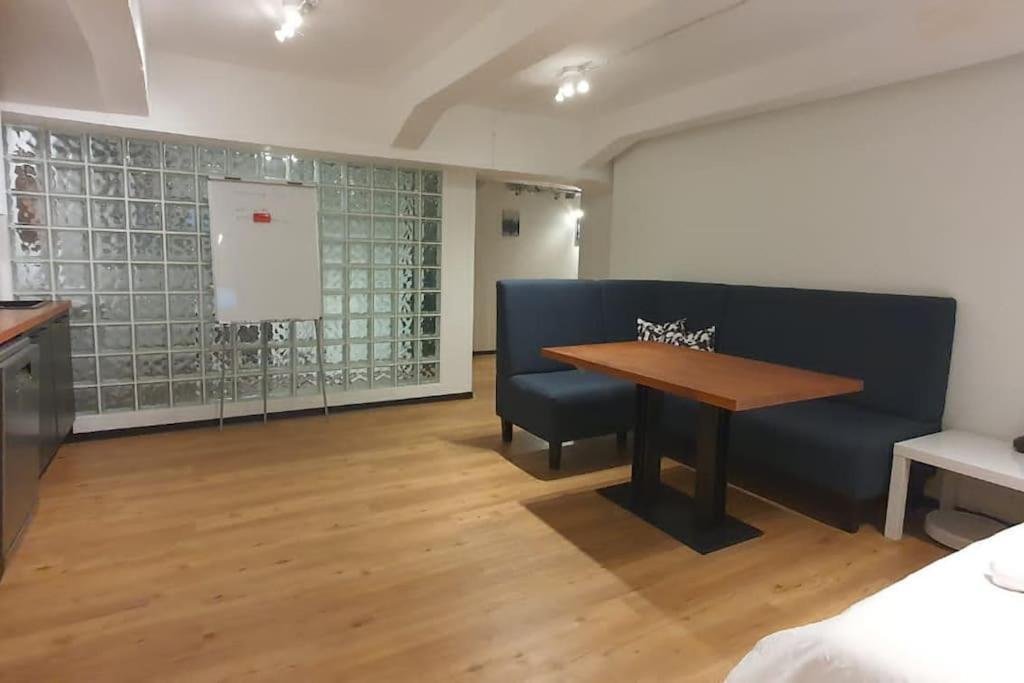 Dana-Entire Apartment Very Quiet And Central 2 Талин Екстериор снимка